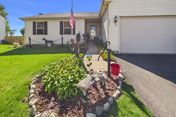 2317 WESTFIELD LN