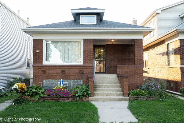 3240 S 52ND CT