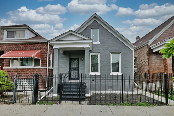 1645 S KEELER AVE