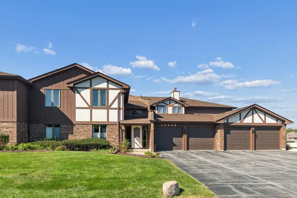 12908 MILL DR B2