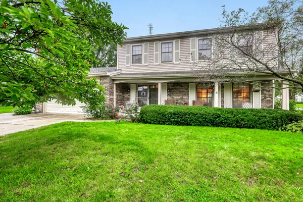 311 CLEARBROOK CT
