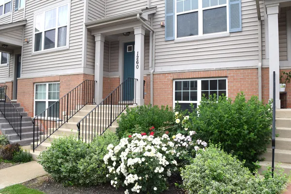 1260 EVERGREEN AVE