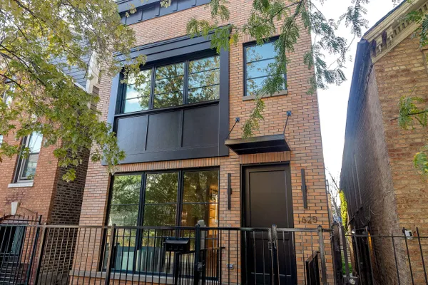 1625 W JULIAN ST