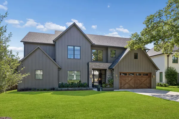 4046 CLOVER LN