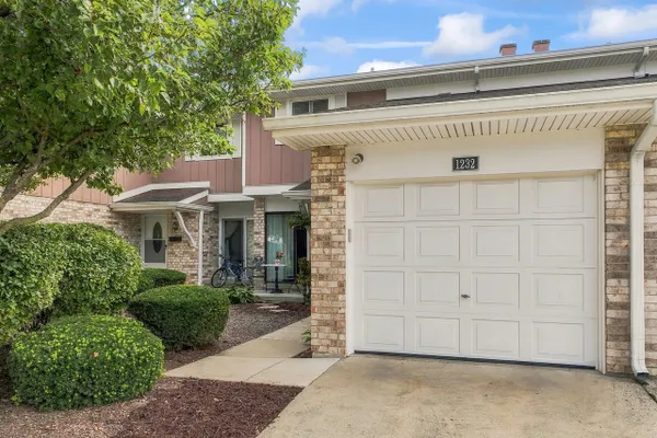 1232 READING CT