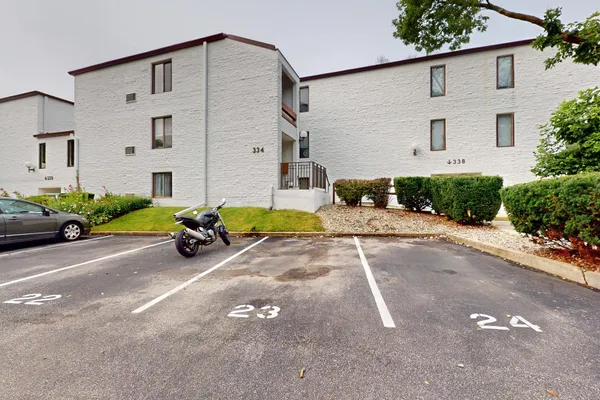 334 W MINER ST 3B