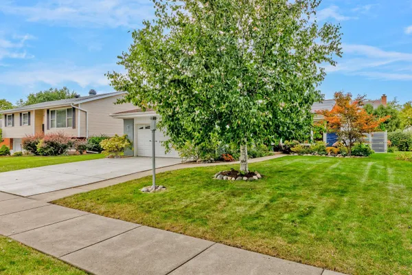 760 MADELYN DR