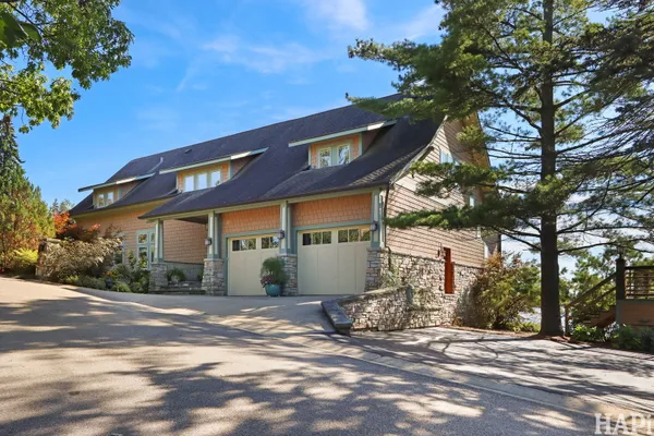 7719 ISLAND LN