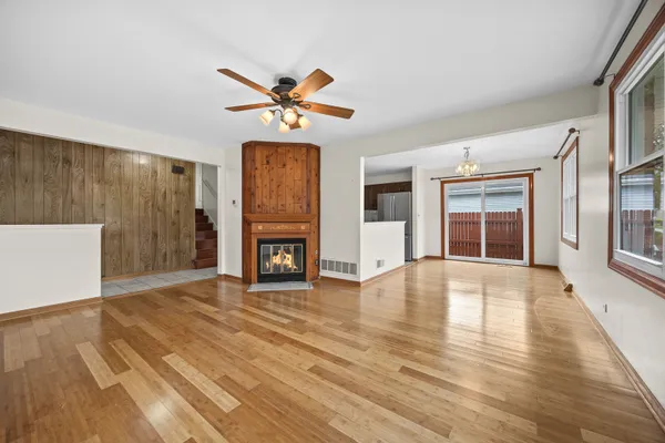 1309 WILSON AVE