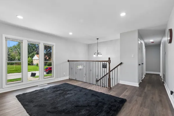 291 CLYDE AVE