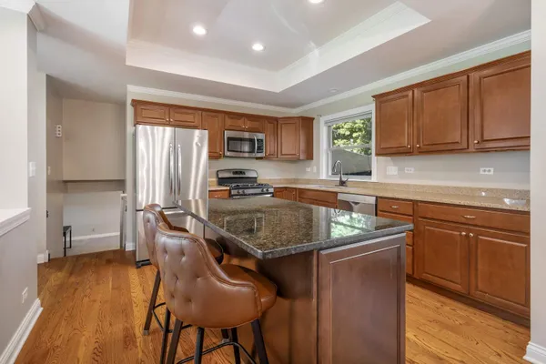 445 STANFORD DR
