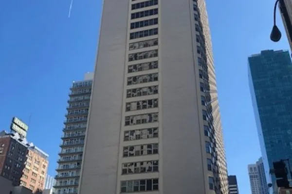 535 N MICHIGAN AVE 3216