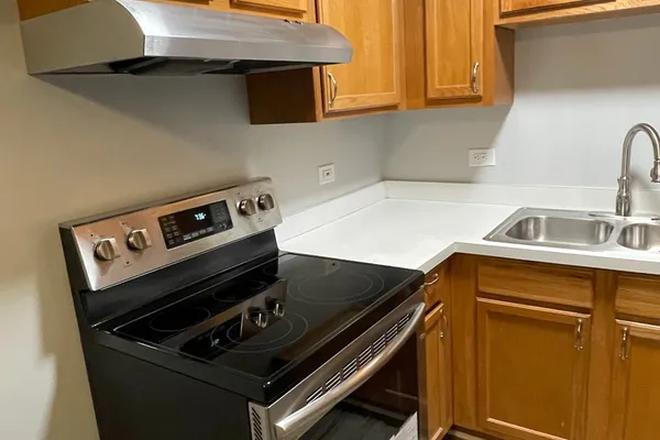 2000 LIGHT RD 211