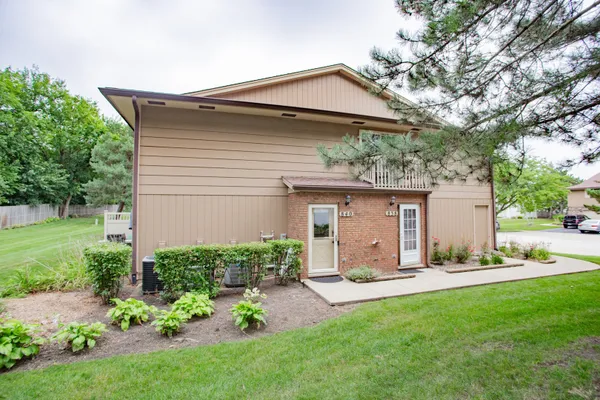 840 DIGHTON LN