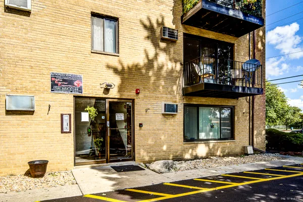 9814 SAYRE AVE 204
