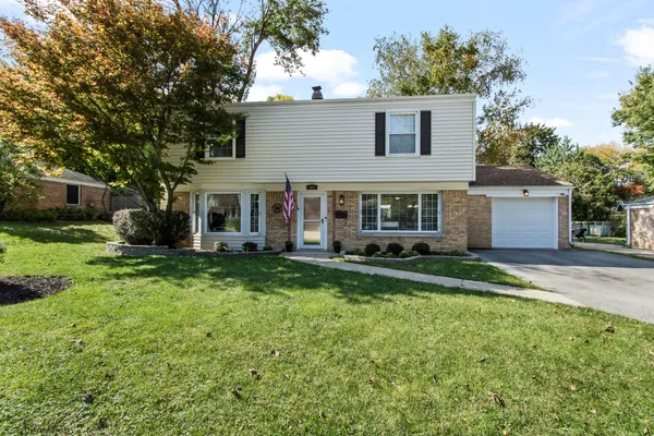 423 S 4TH AVE