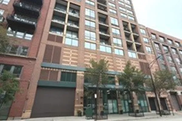 400 W ONTARIO ST 608B