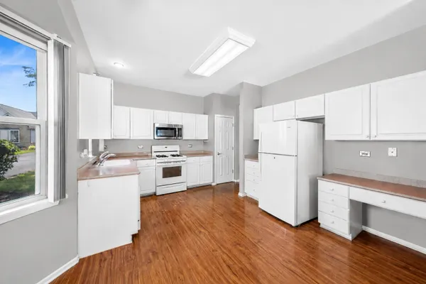 21009 W TORREY PINES CT