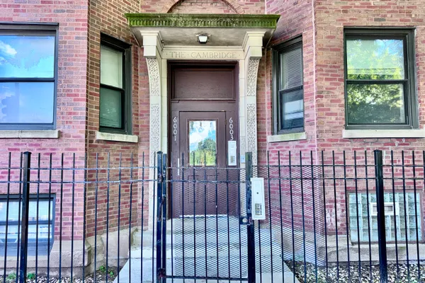 6001 S MICHIGAN AVE 3