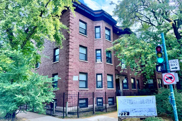 6001 S MICHIGAN AVE 3