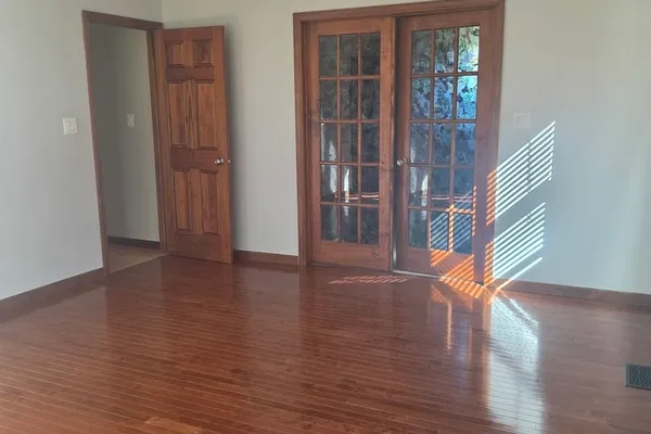 3118 EDGEWOOD DR