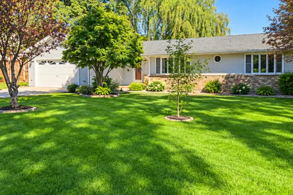 3118 EDGEWOOD DR