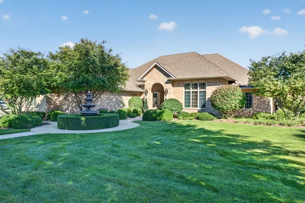 25118 W MCMILLIN DR