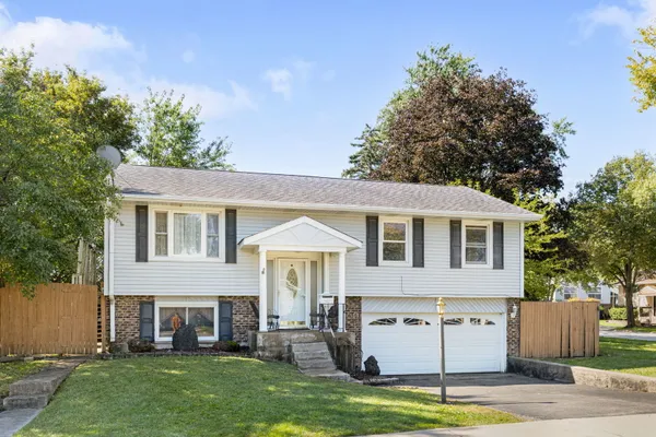 1446 VAN METER DR