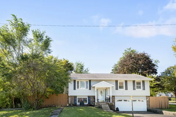 1446 VAN METER DR