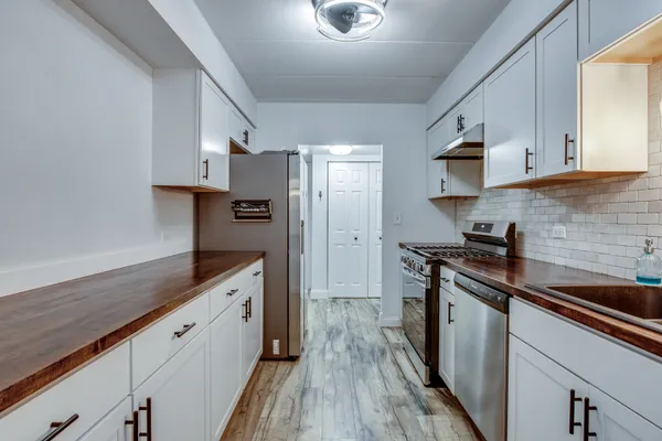 1041 N MILL ST 110