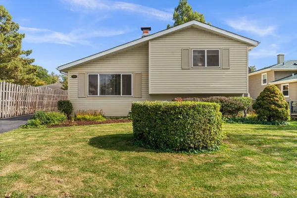 391 N KRAMER AVE