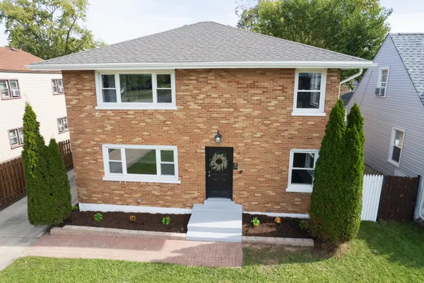 125 S ADDISON RD
