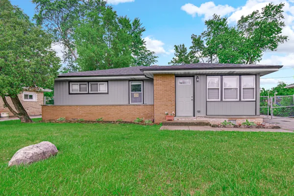 16158 PLYMOUTH DR