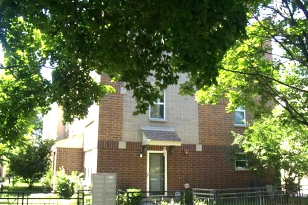 3951 W AINSLIE ST 10