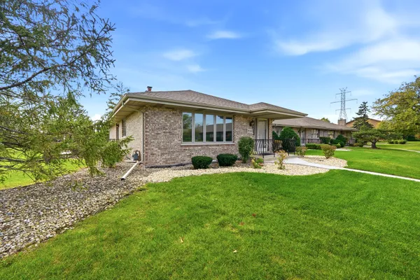 18040 DELAWARE CT 104