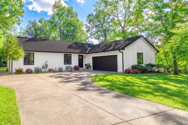 34017 N LAKESIDE DR