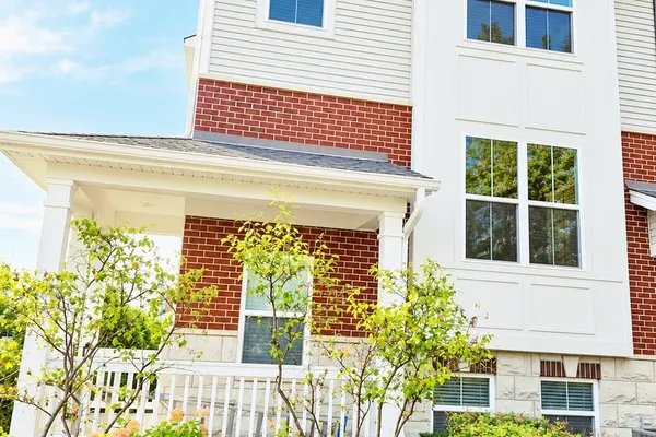 1150 EVERGREEN AVE