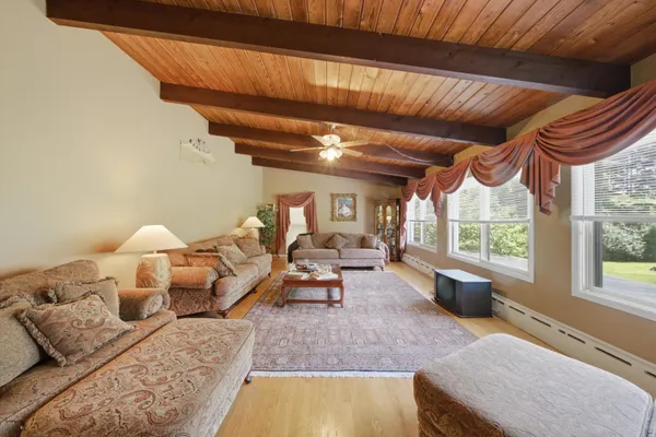 15287 W APPLE ORCHARD LN