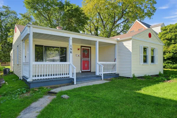 156 OAK AVE