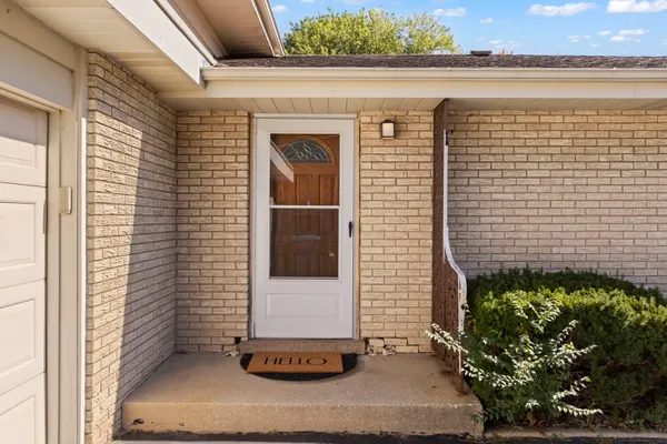 6908 W EDGEWOOD RD