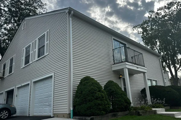 451 JAMES CT D