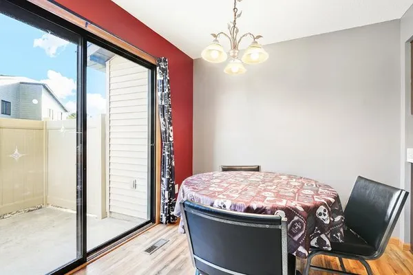 1075 SOUTHGATE RD