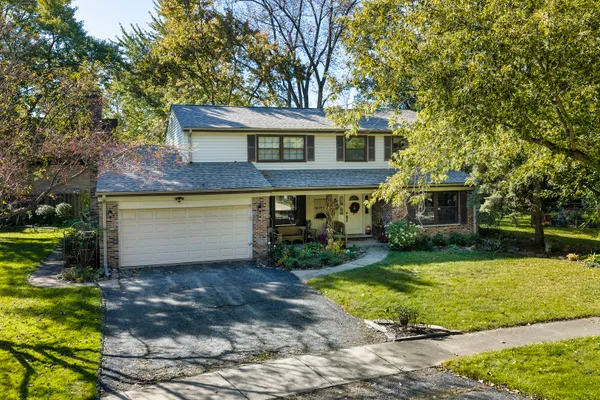 995 HUNTER CT