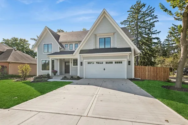 6 W BAUER RD
