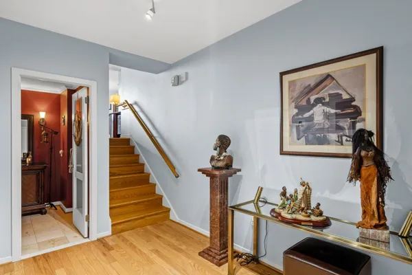 2301 CHERRY ST 12G