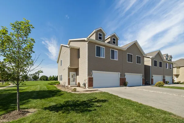 3967 EVANS CT