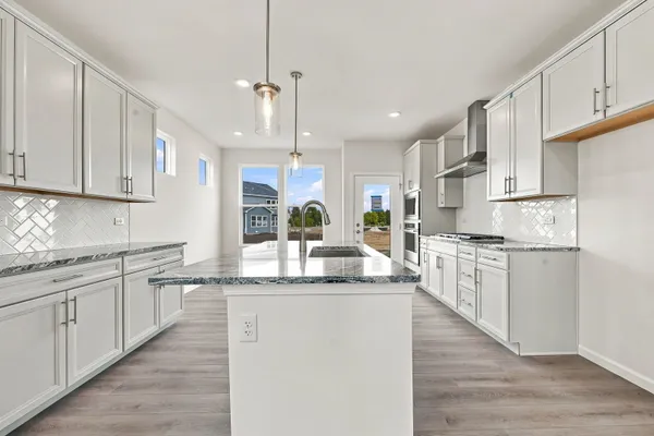 141 DALTREY DR