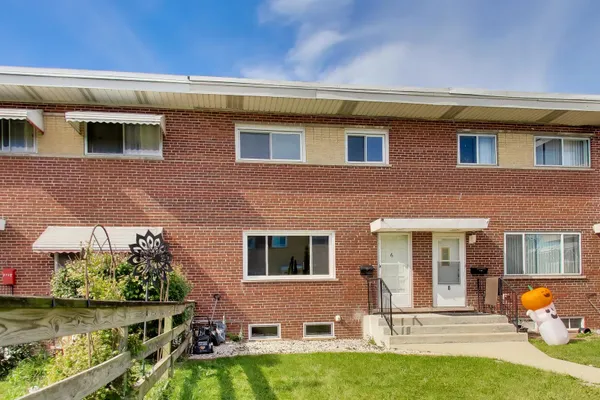 6 E JUDITH ANN DR