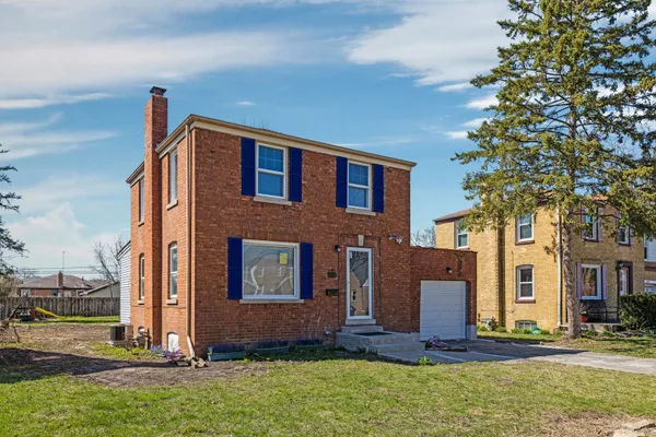1516 SPEECHLEY BLVD