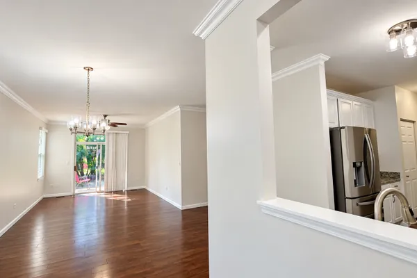 1216 N BROOKDALE DR 1216
